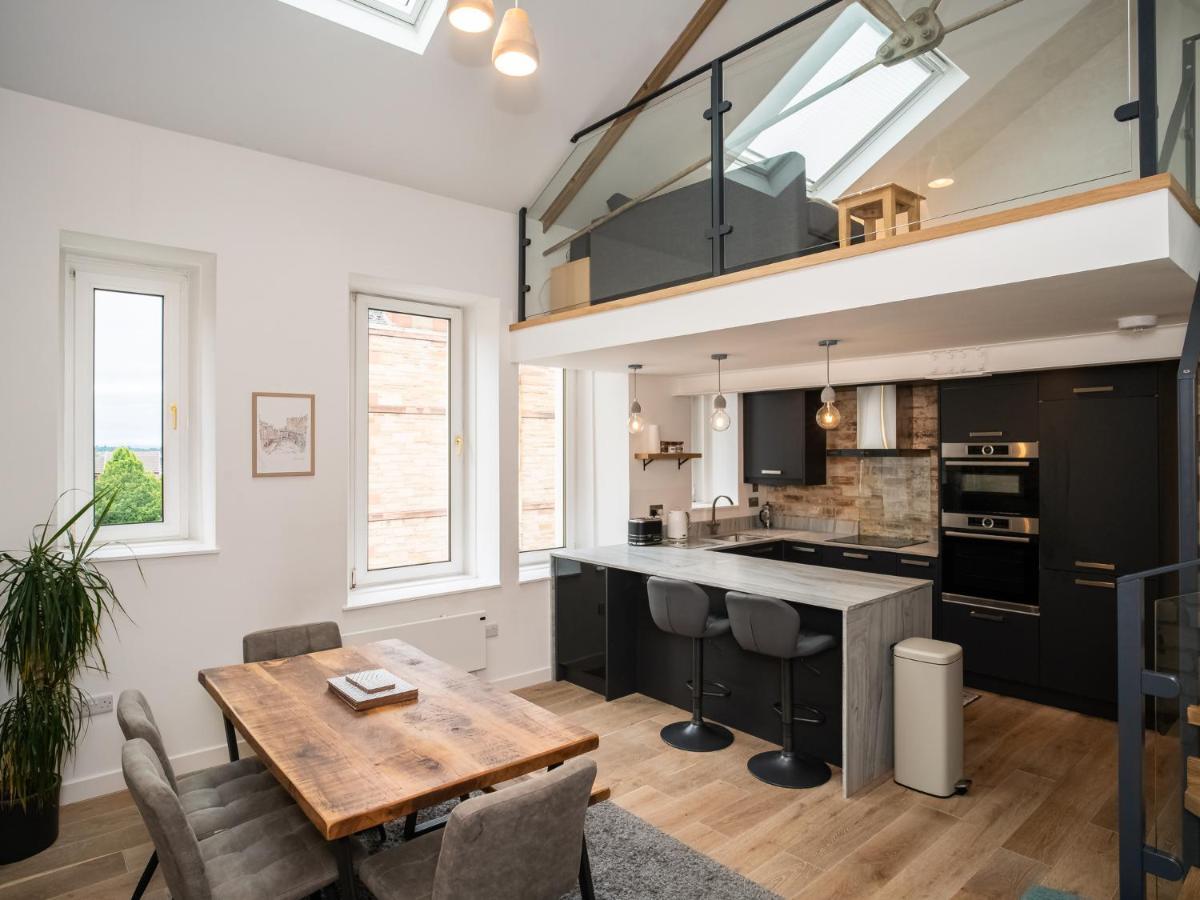Pass The Keys Stunning 3 Bed Loft Style Apt With Free Parking 爱丁堡 外观 照片
