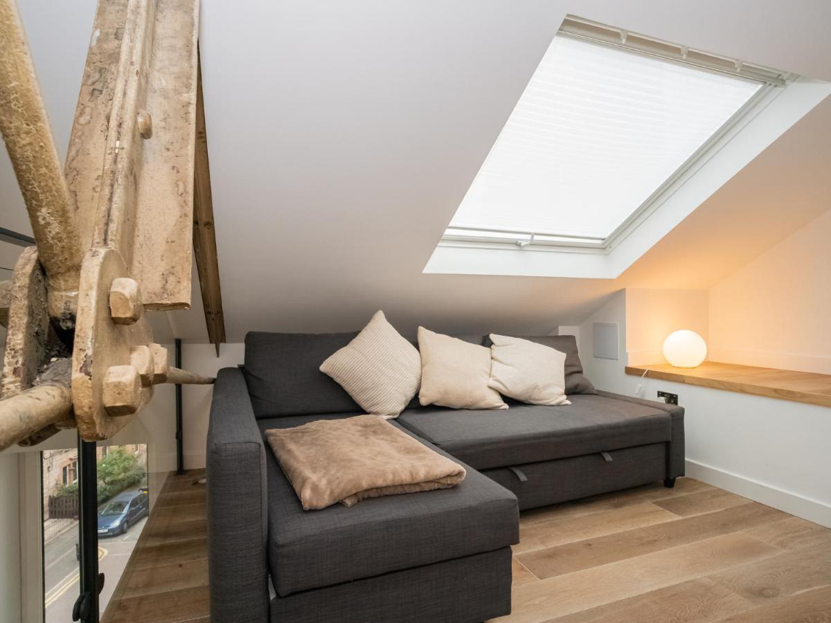 Pass The Keys Stunning 3 Bed Loft Style Apt With Free Parking 爱丁堡 外观 照片