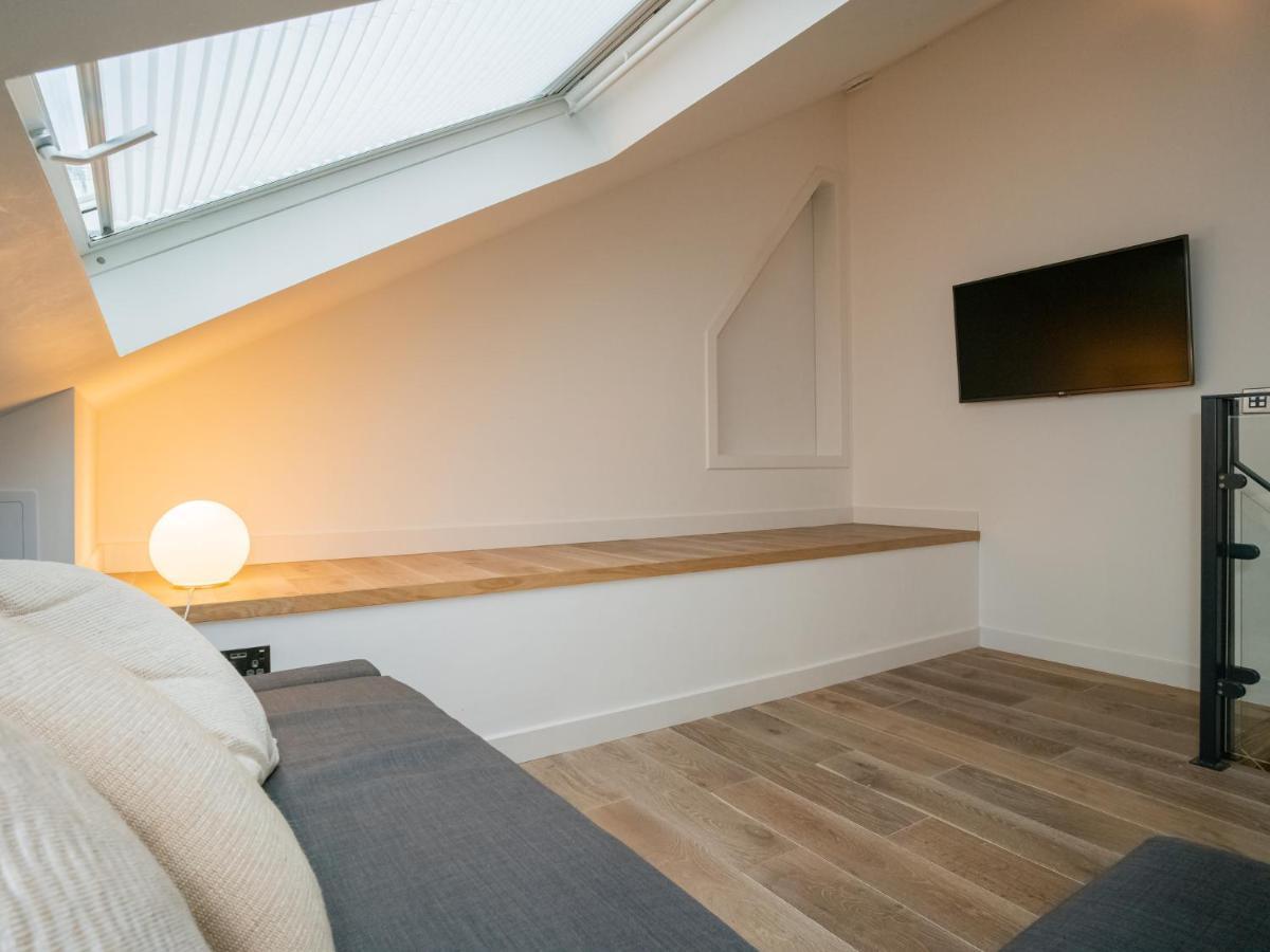 Pass The Keys Stunning 3 Bed Loft Style Apt With Free Parking 爱丁堡 外观 照片