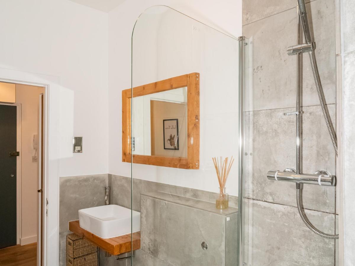 Pass The Keys Stunning 3 Bed Loft Style Apt With Free Parking 爱丁堡 外观 照片