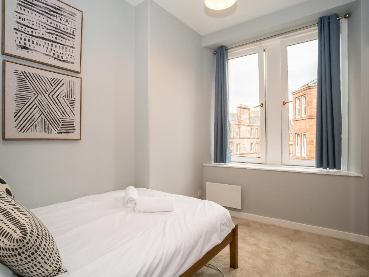 Pass The Keys Stunning 3 Bed Loft Style Apt With Free Parking 爱丁堡 外观 照片